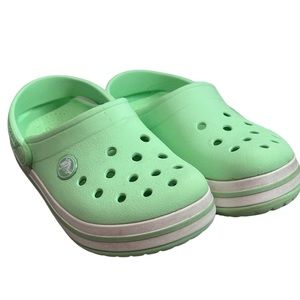 Crocs little girls sea foam green size 11